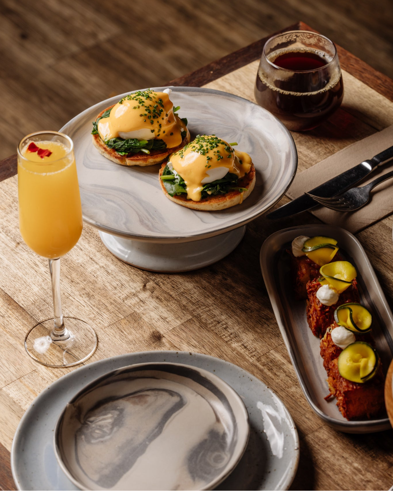 Jupiter Bread Plate Gloss