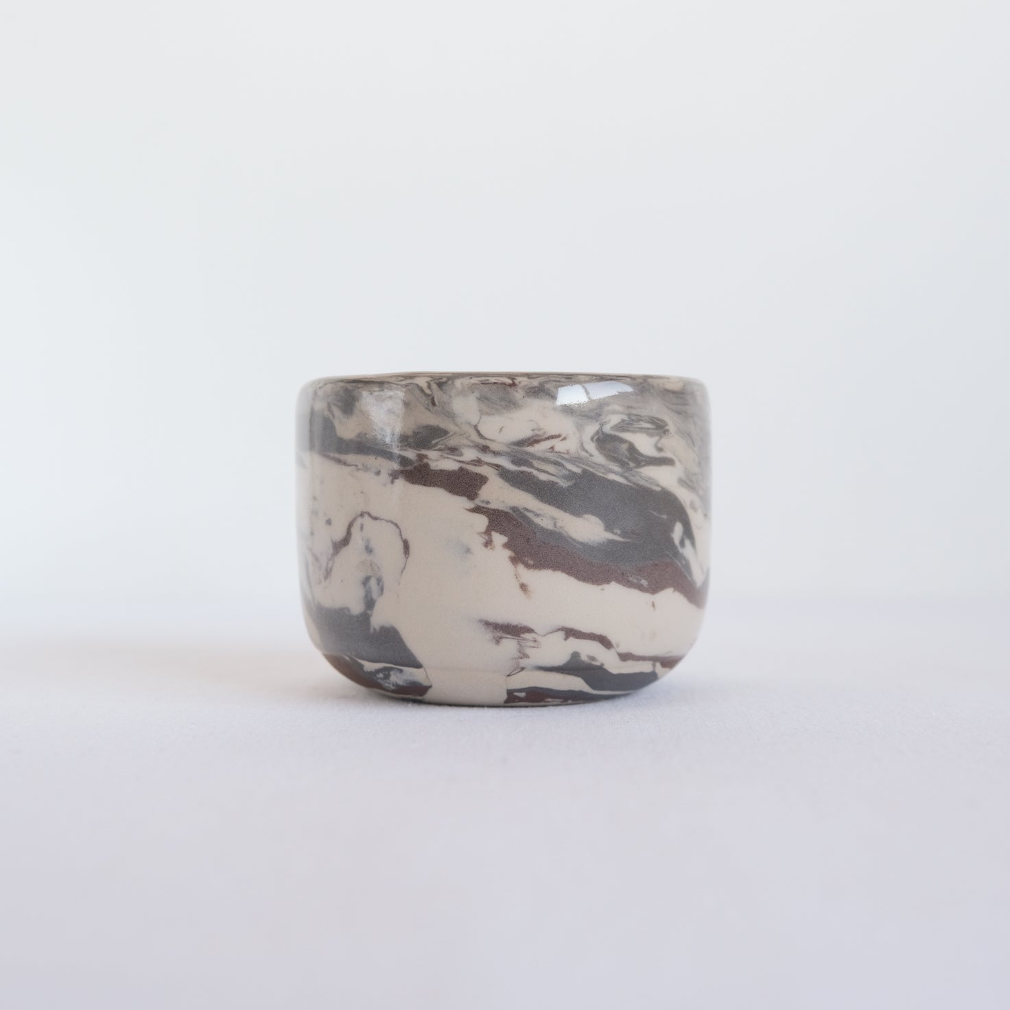Palinopsia_Marble_Ceramics_Jupiter_Dinnerware_Gloss-3.jpg