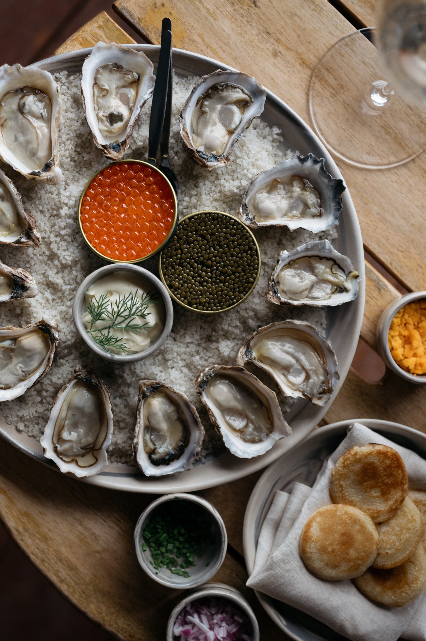 Jupiter Dinner Plate Satin