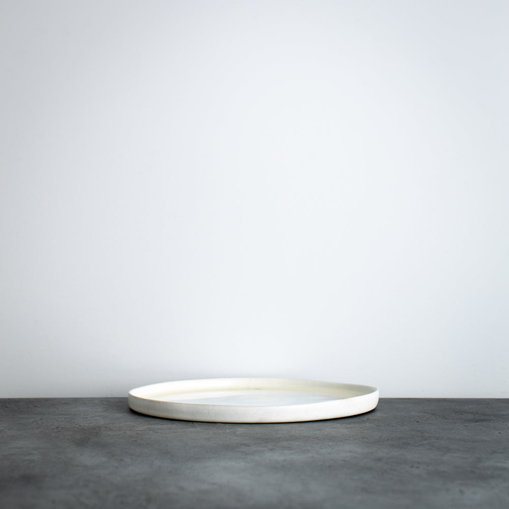 Malo in Milk 24 Piece Dinnerware Set